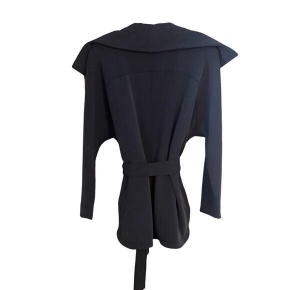 Lululemon Serene Travels Wrap With Belt Size 8 Black Oversized Water Repellent - Picture 7 of 7